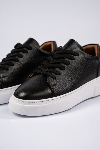 BLACK LEATHER SNEAKER