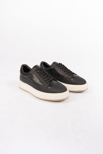 DUALTONE BLACK SNEAKER