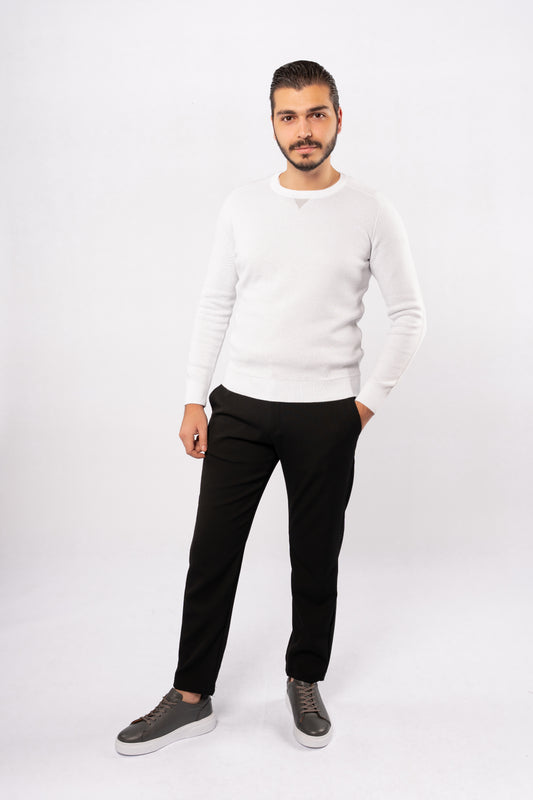 WHITE CASUAL SWEATER
