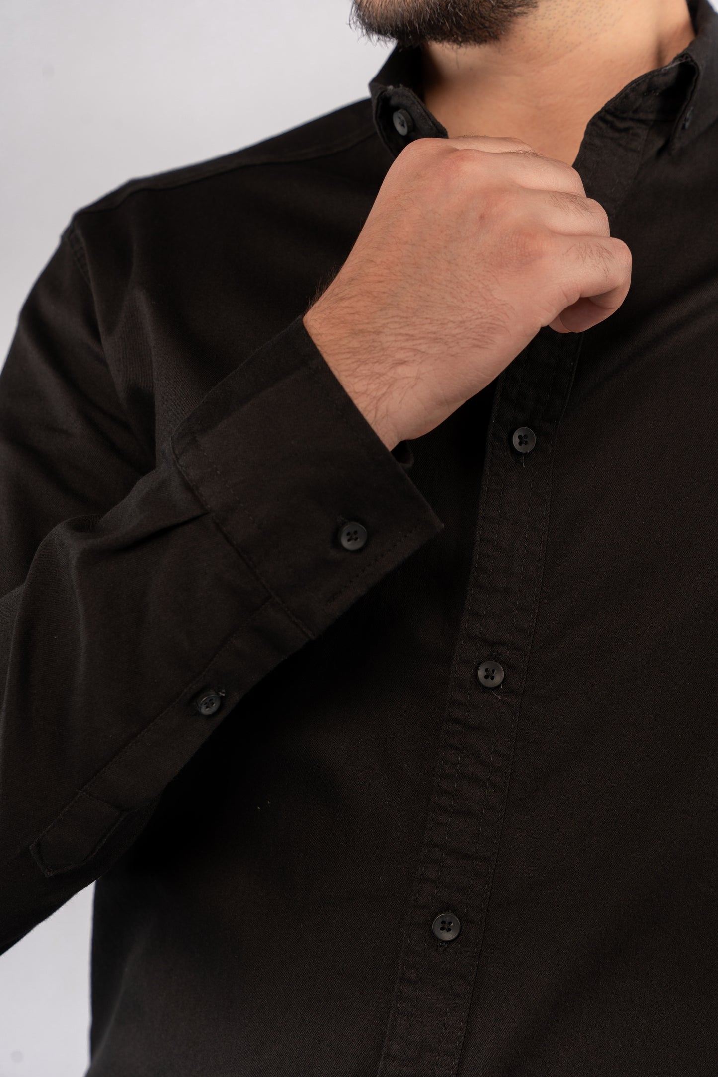 BLACK RELAXED SHIRT