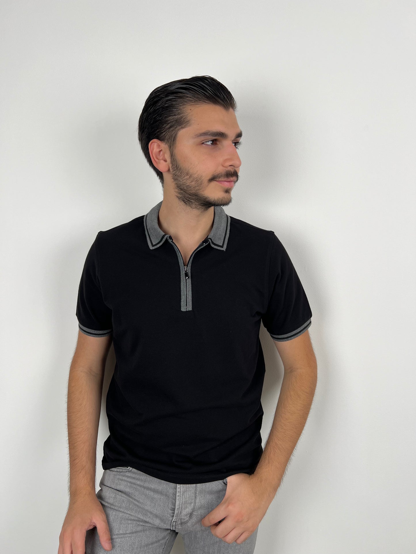 BLACK ZIPPER POLO