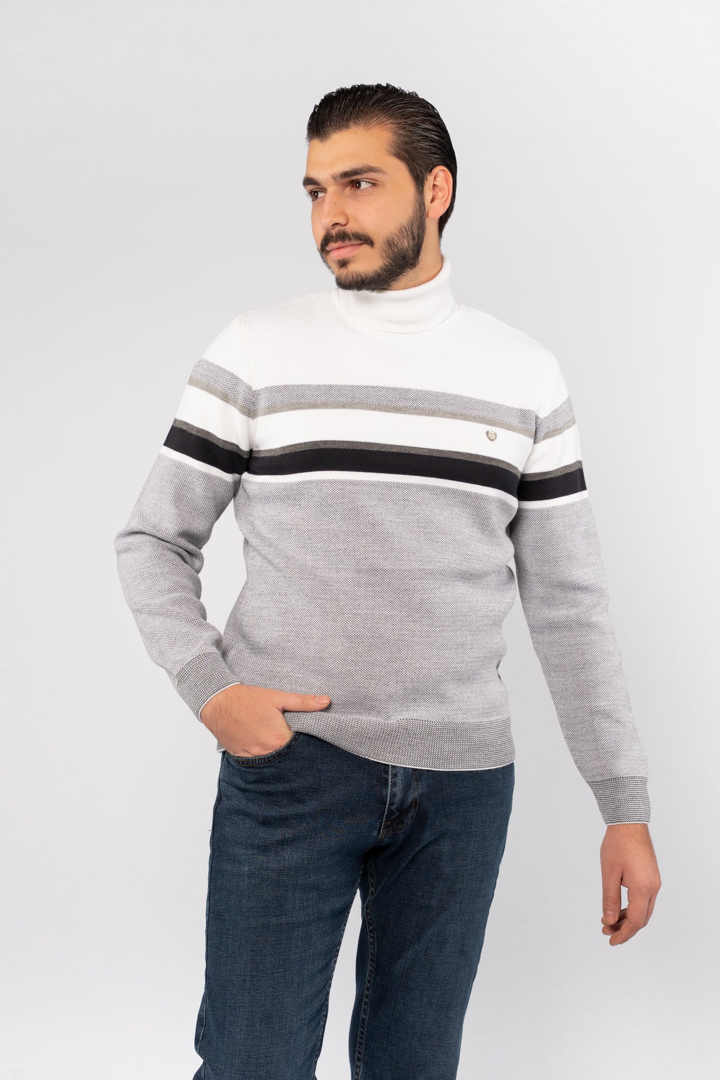 GREY CASUAL TURLENECK