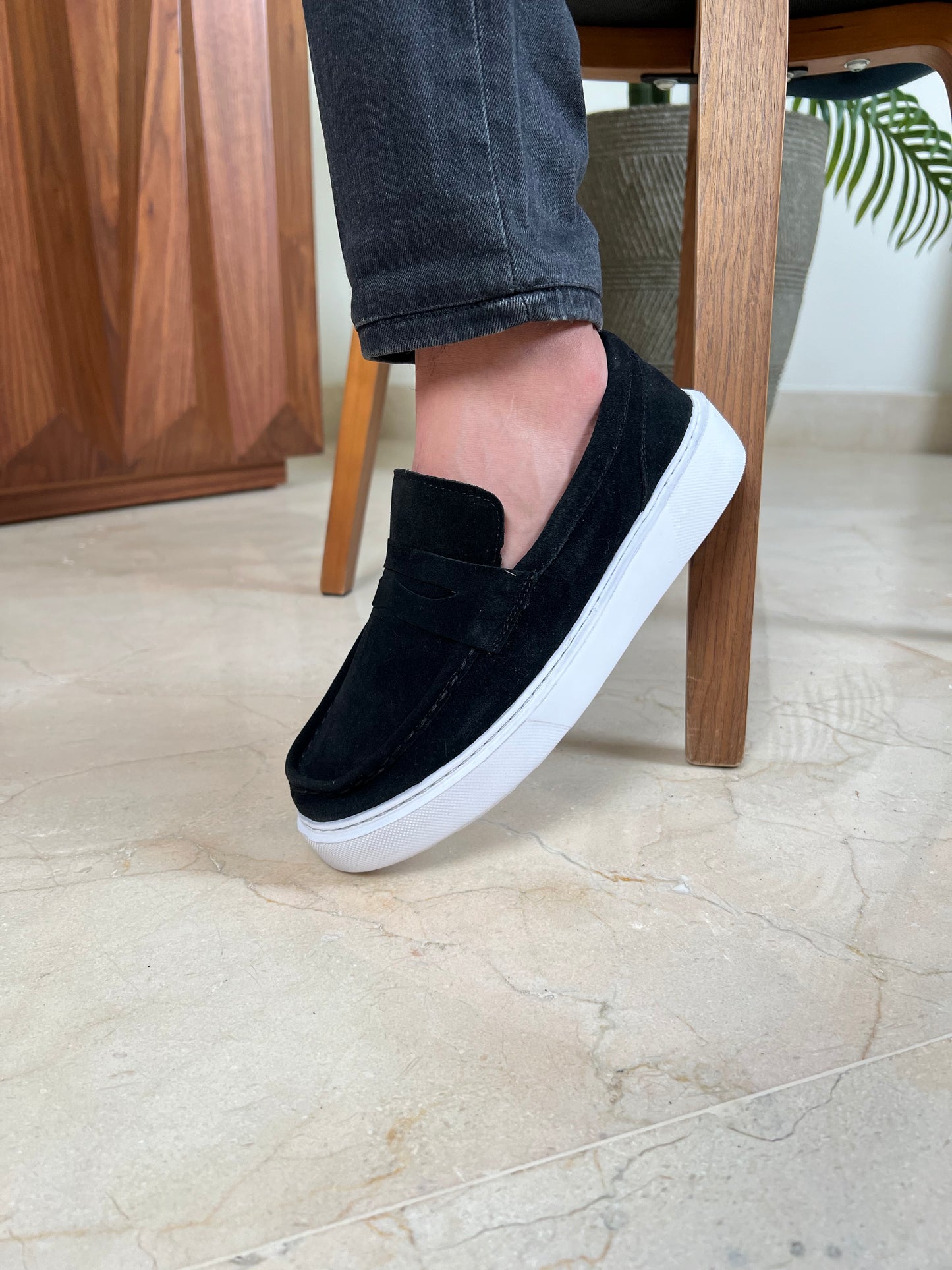 BLACK LOAFER HIGH SOLE