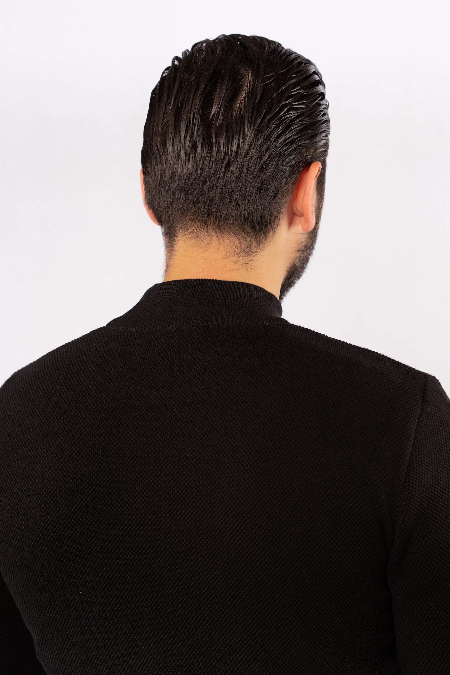 BLACK HIGHNECK SWEATER