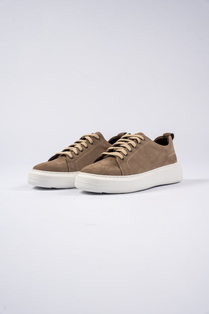 BEIGE NUBUCK SNEAKER