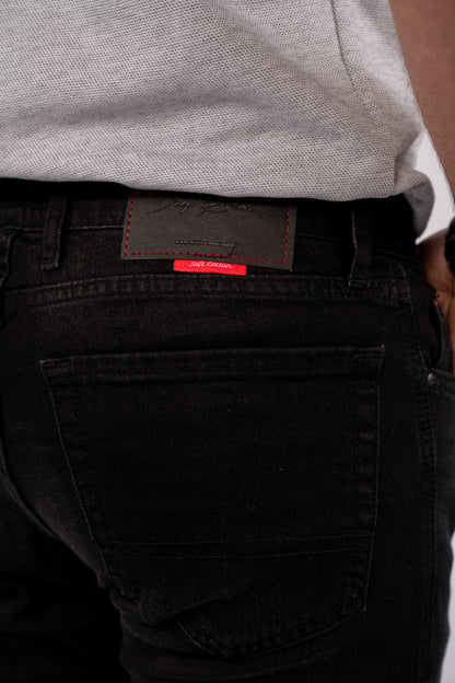 BLACK DENIM SHORT