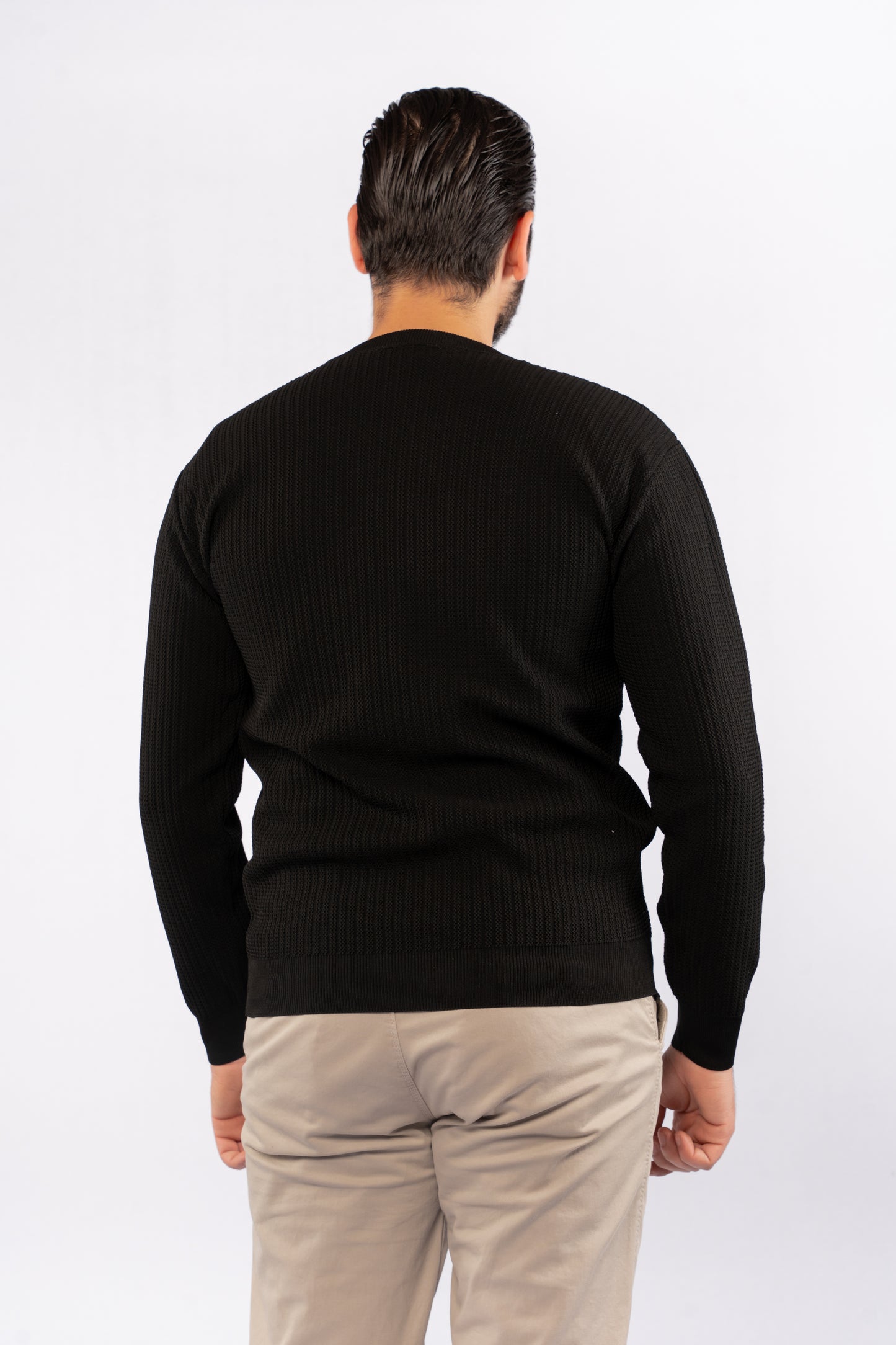 BLACK TRICOT ROUNDNECK SWEATER