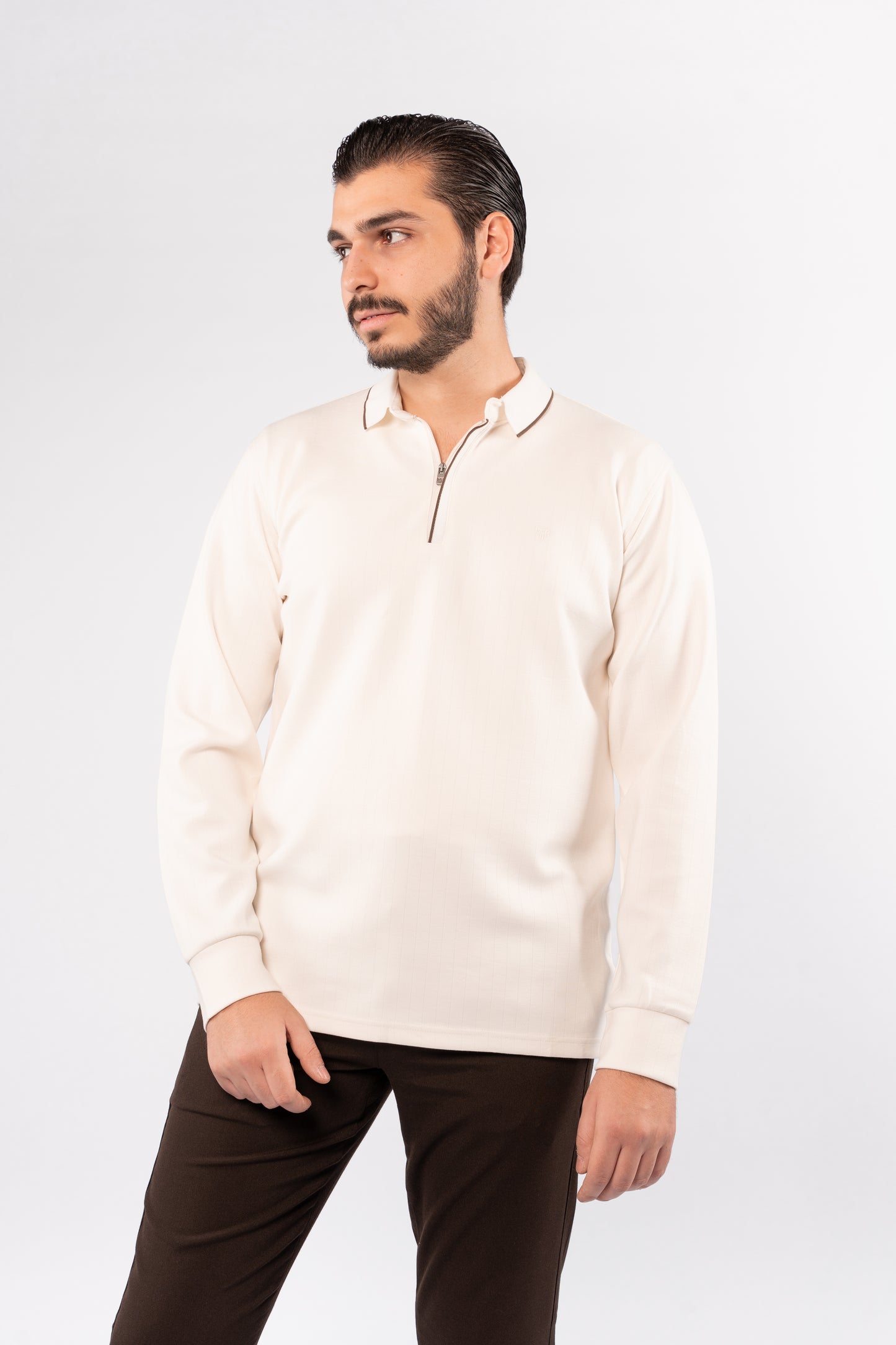WHITE POLO ZIPPER SWEATER
