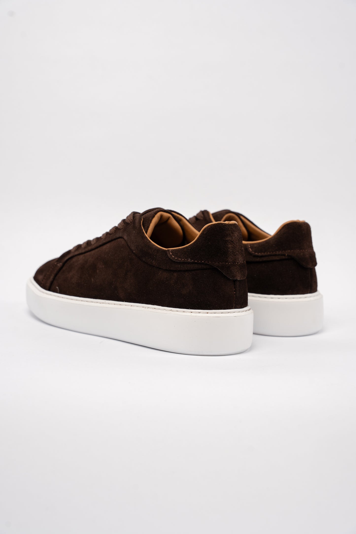 BROWN SUEDE SNEAKER