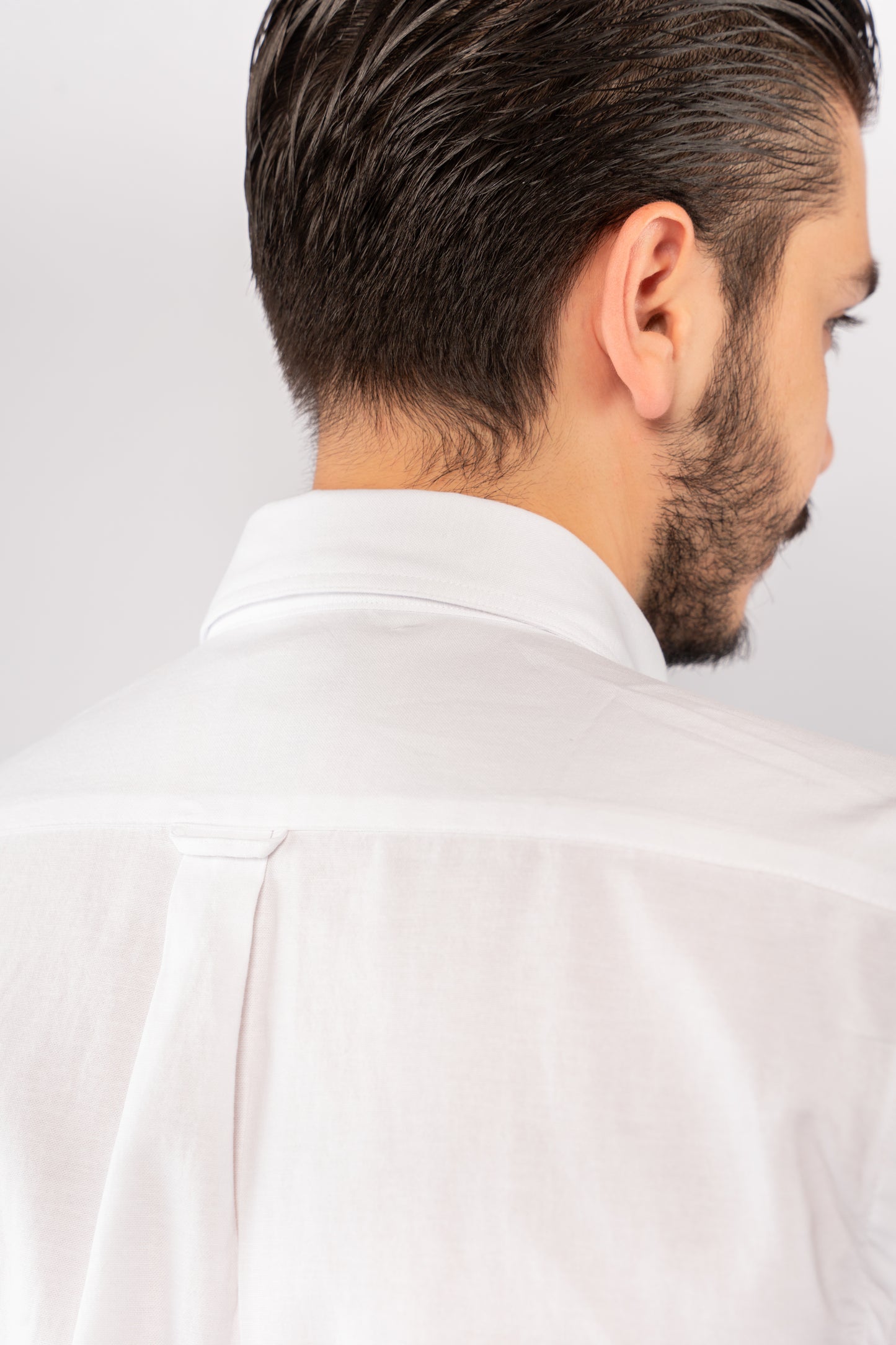 WHITE TIMELESS OXFORD SHIRT
