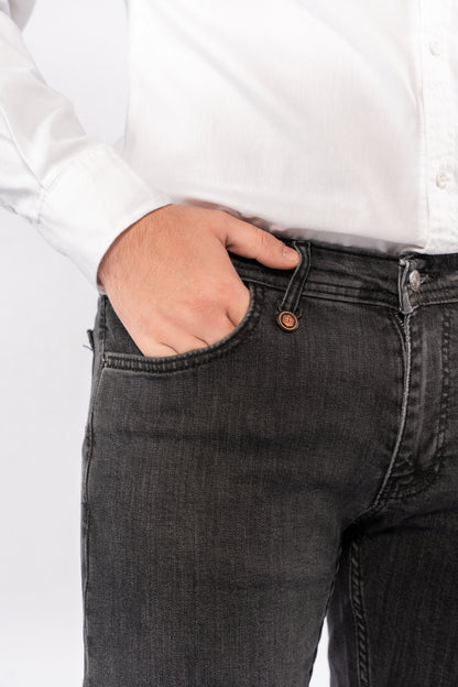 GREY REGULAR DENIM