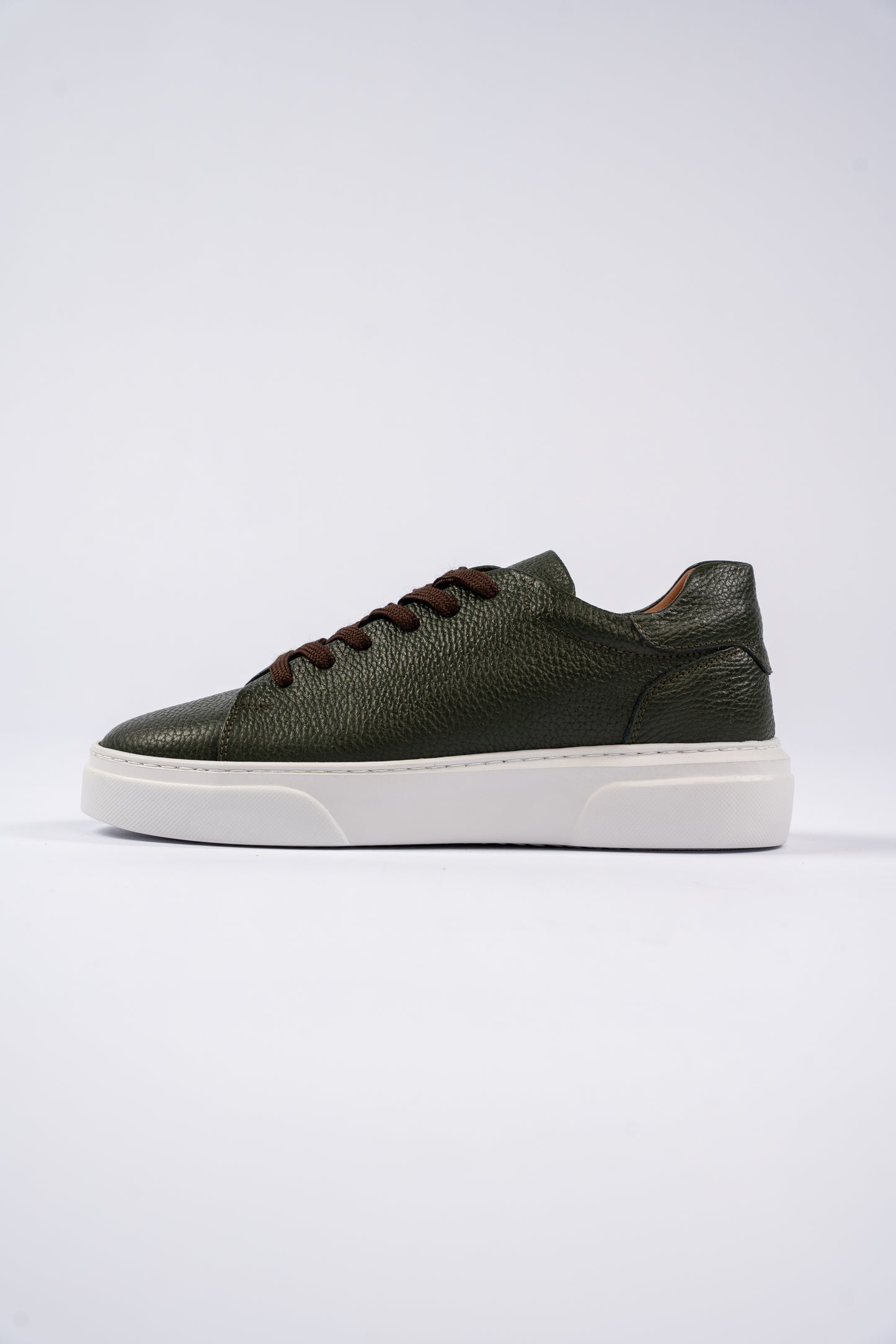 OLIVE LEATHER SNEAKER