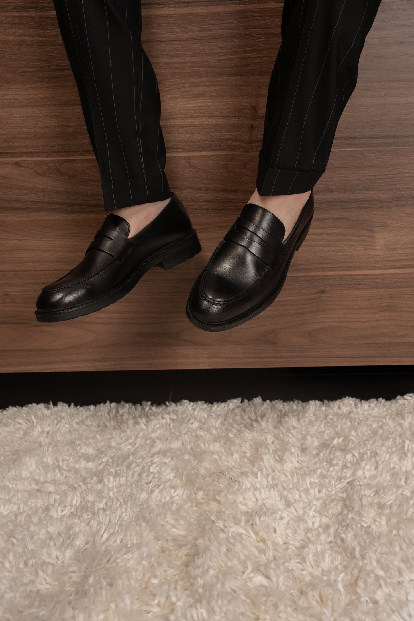 BLACK LINED DOBETTI SUIT