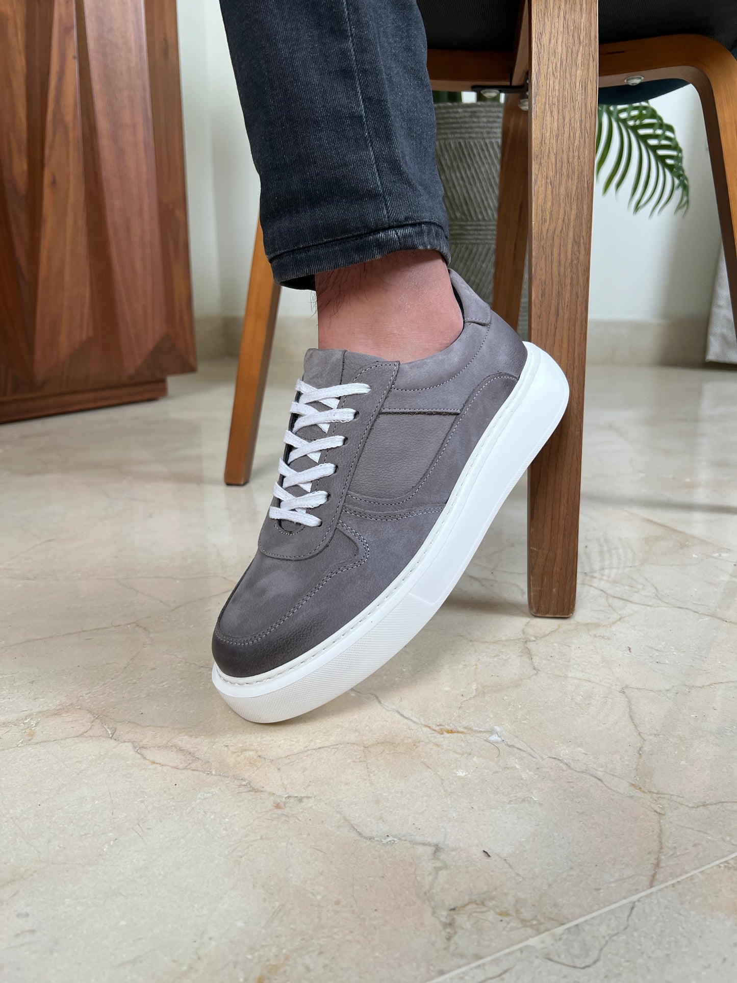 GREY HIGH SOLE SNEAKER