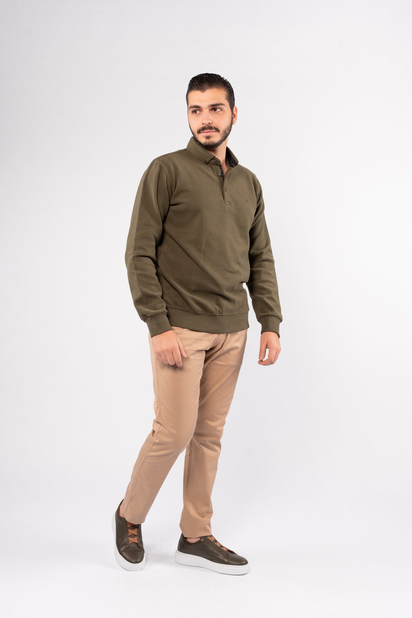 OLIVE BUTTON POLO SWEATER