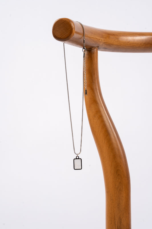 WHITE MARBLE NECKLACE