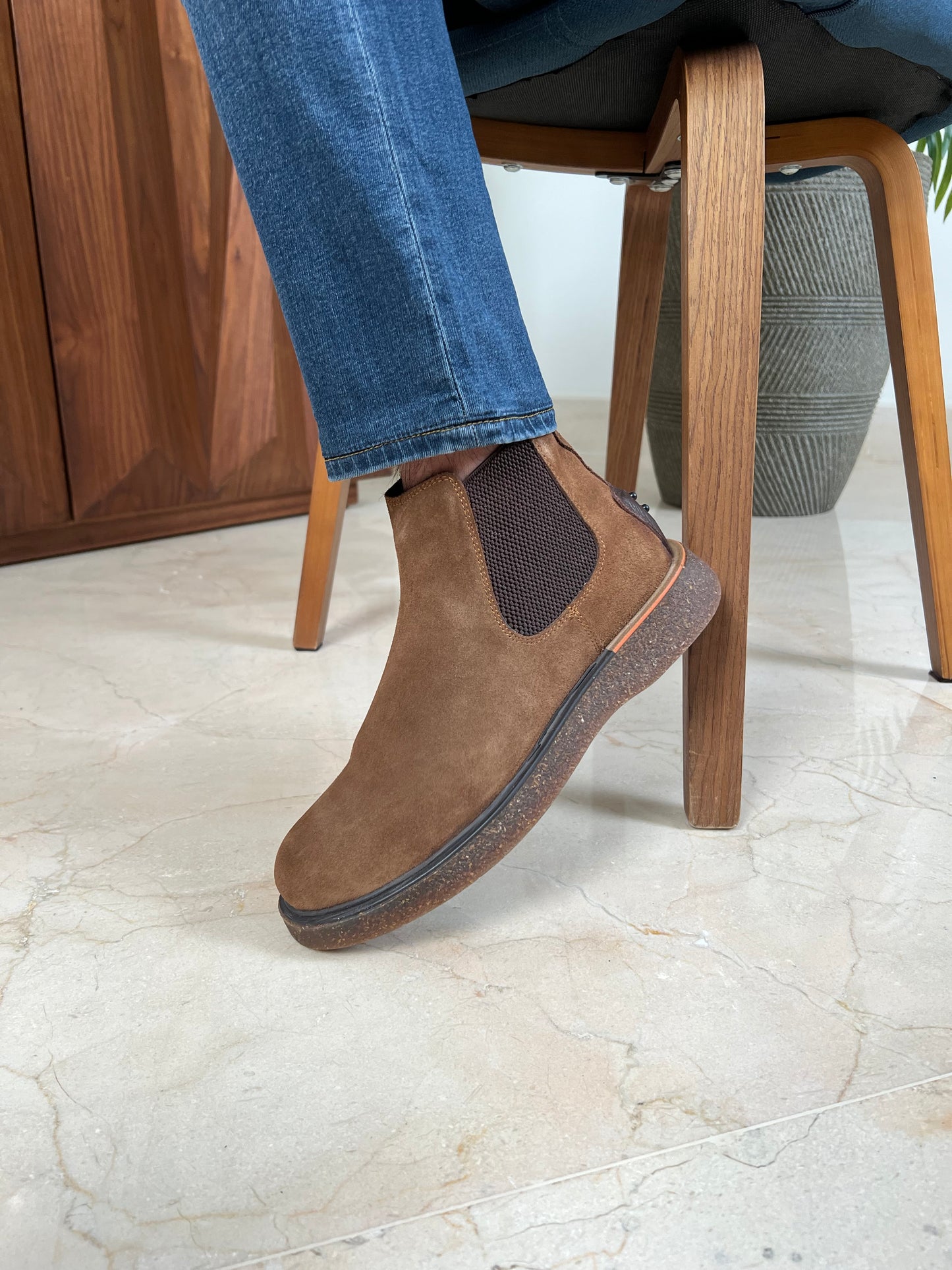 HAVANA SUEDE CHELSEA BOOTS