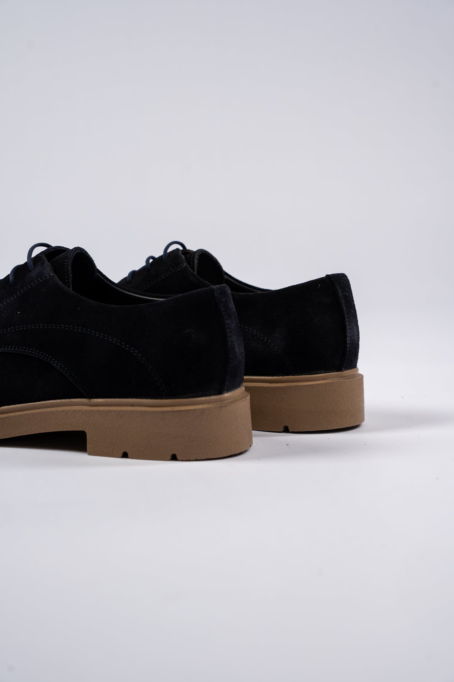 NAVY DERBY SUEDE SHOE