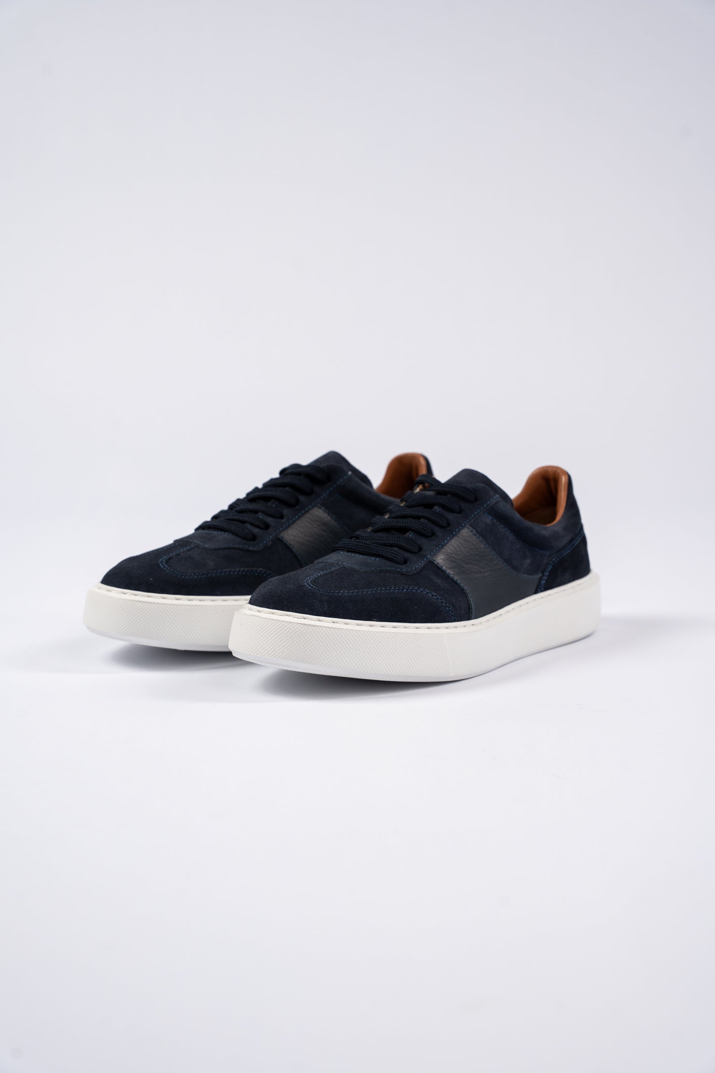 NAVY SUEDE CASUAL SNEAKER