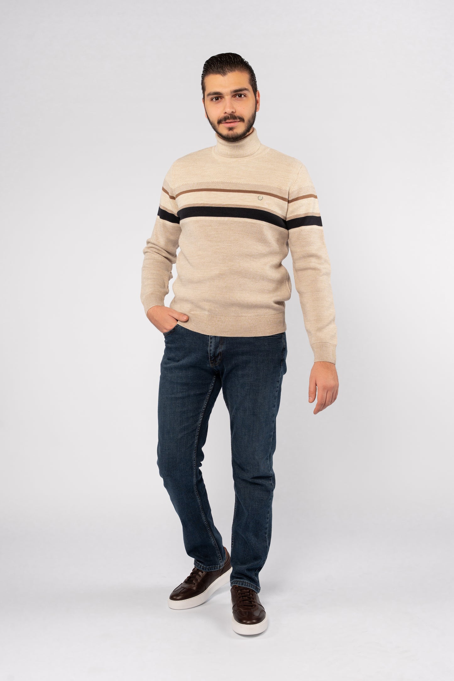 BEIGE CASUAL TURLENECK