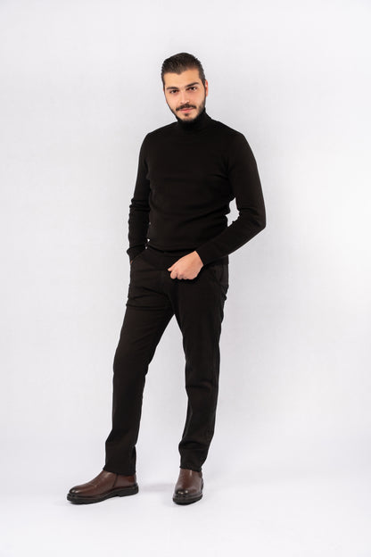 BLACK TURTLENECK SWEATER
