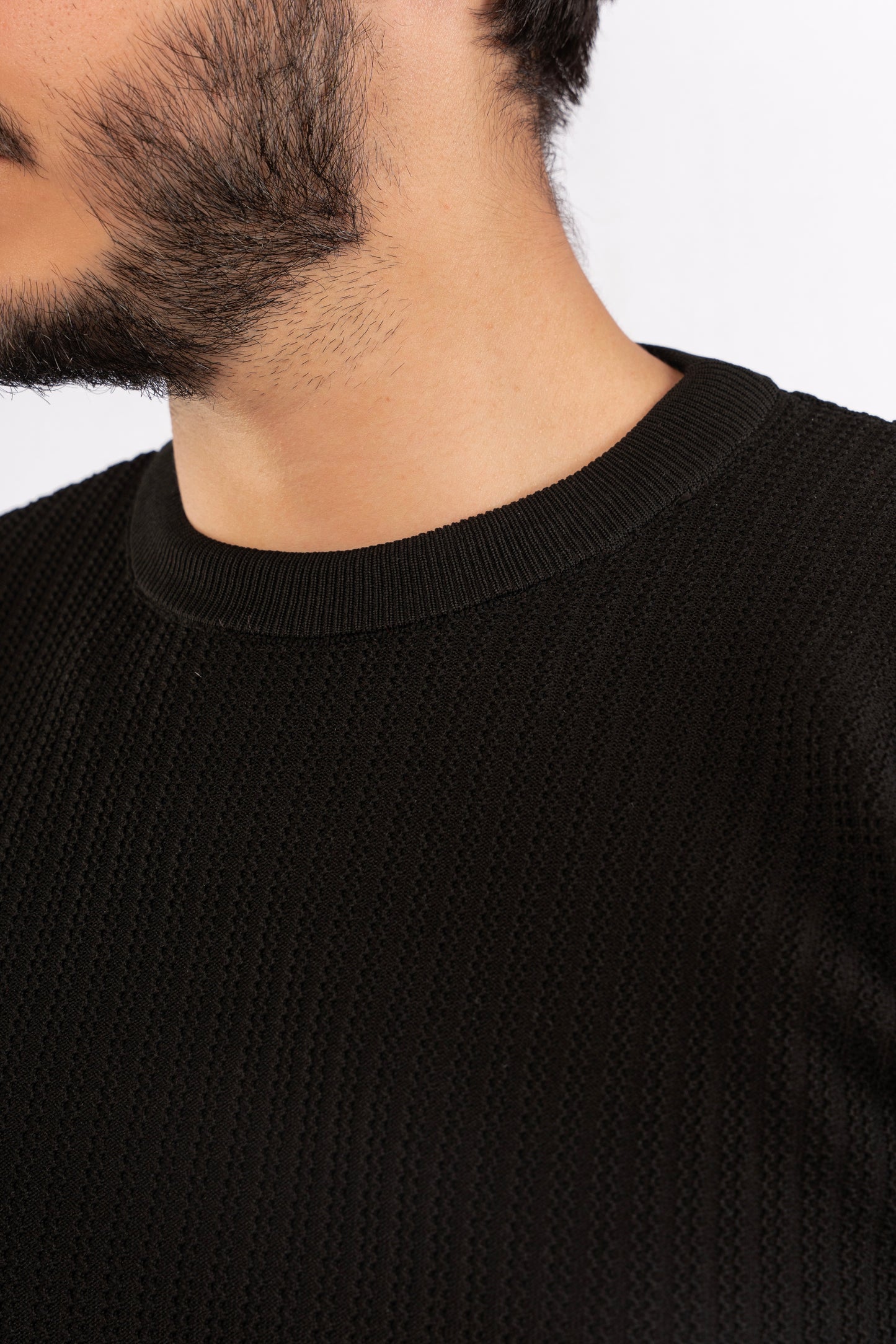 BLACK TRICOT ROUNDNECK SWEATER
