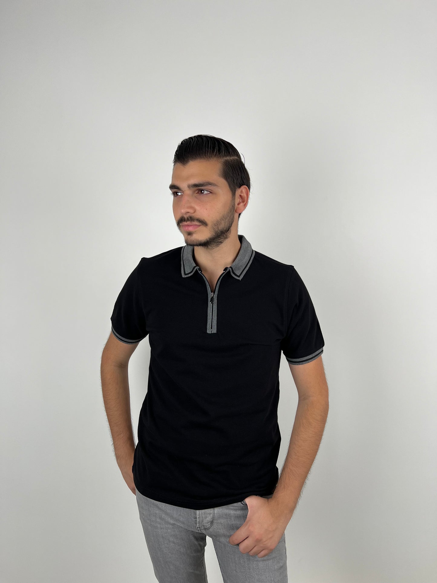 BLACK ZIPPER POLO