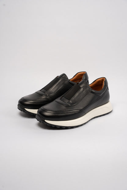 BLACK TIMELESS ELASTIC SNEAKER