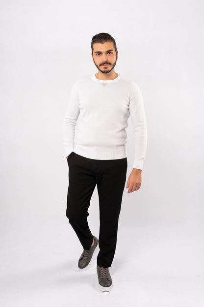 WHITE CASUAL SWEATER