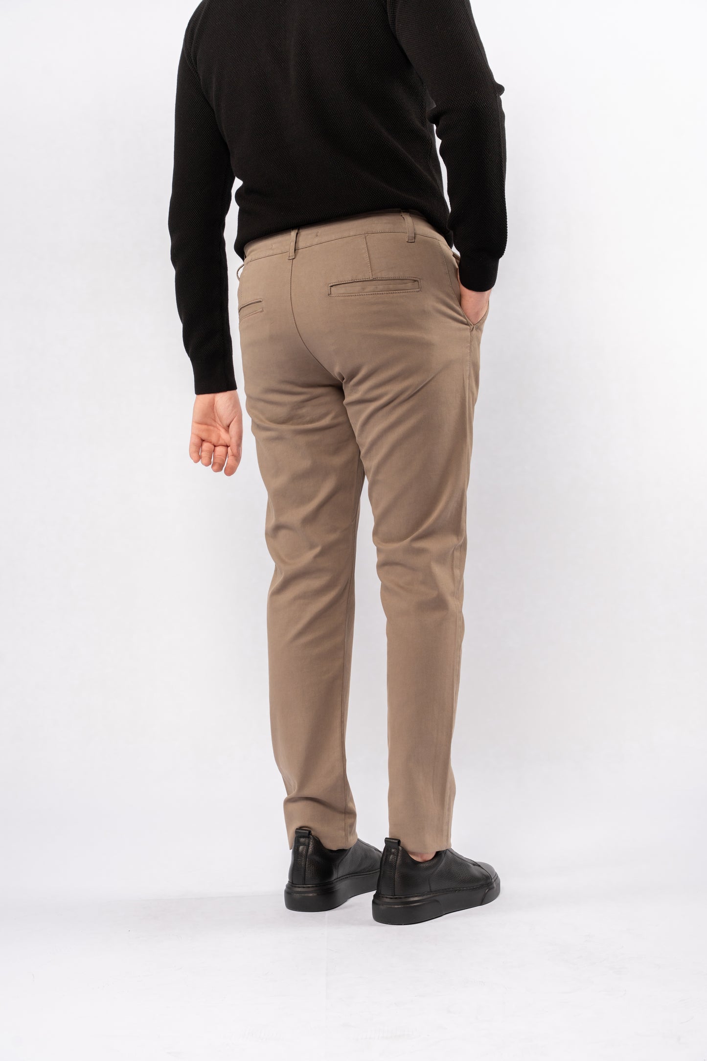 DARK BEIGE ELEGANCE CHINO PANT