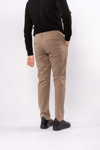 DARK BEIGE ELEGANCE CHINO PANT