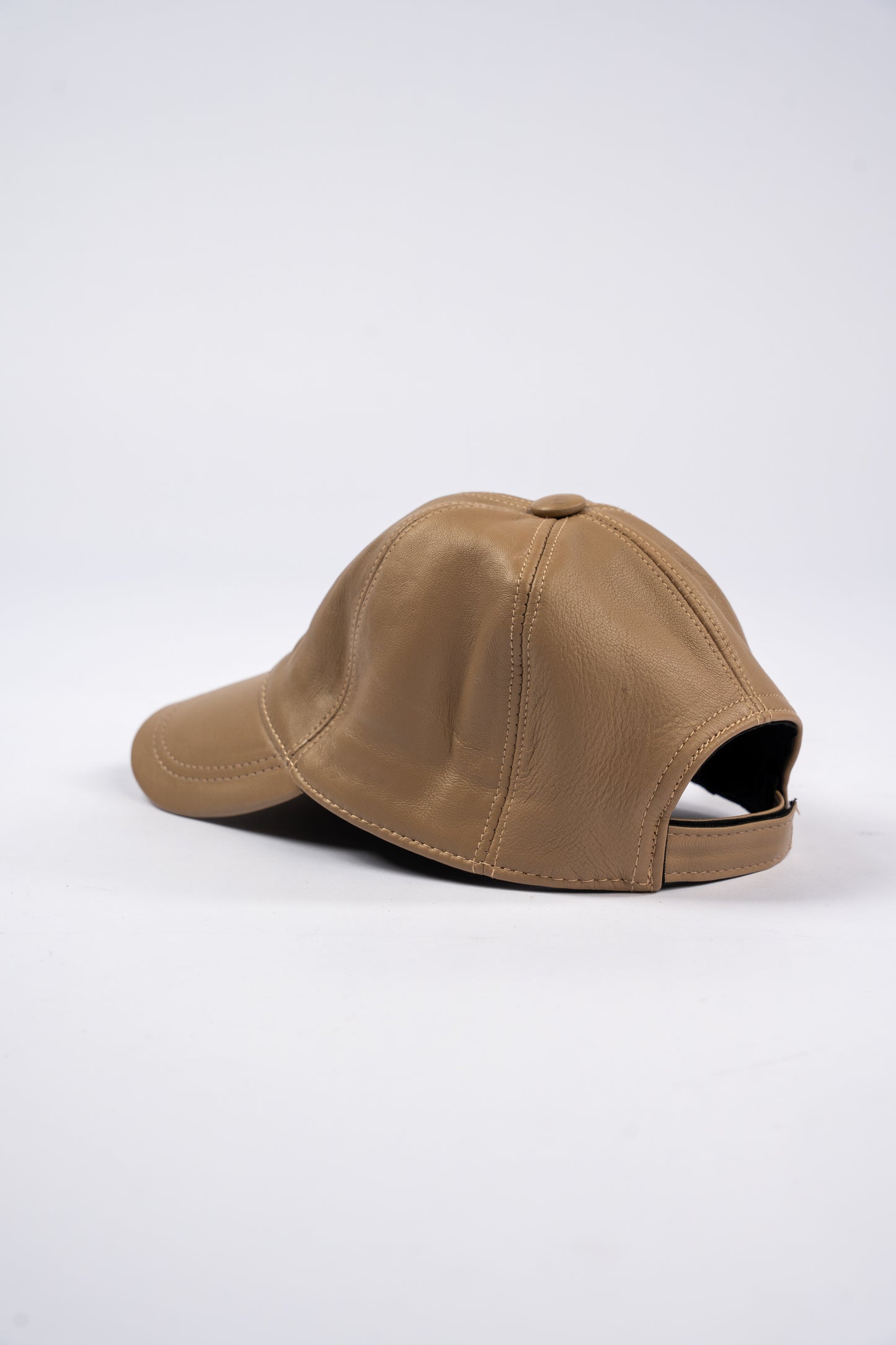 BEIGE LEATHER CAP