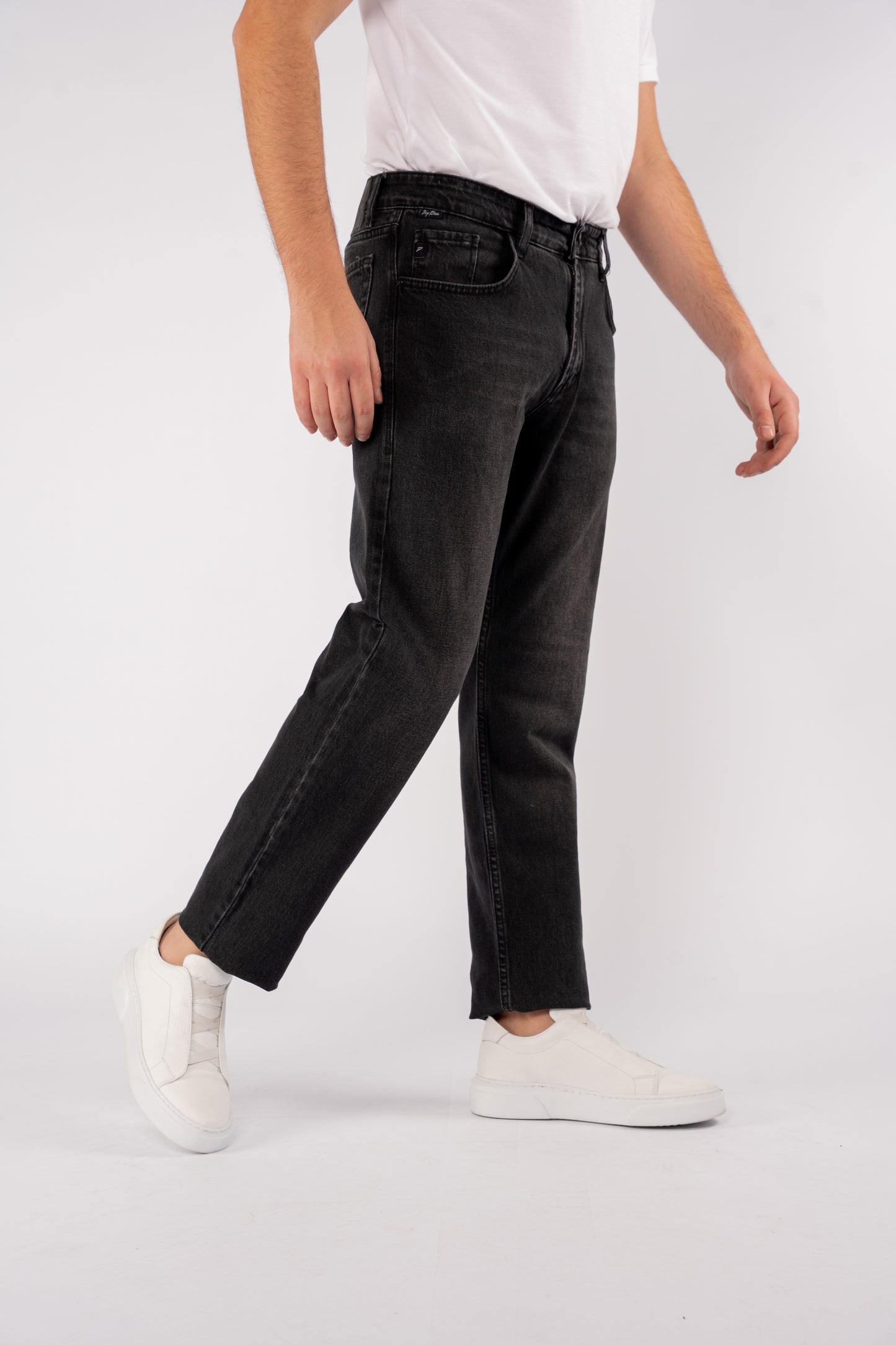 DARK GREY REGULAR FIT DENIM
