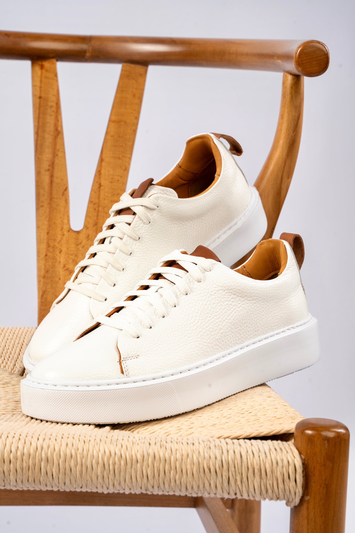 WHITE HIGHSOLE SNEAKER