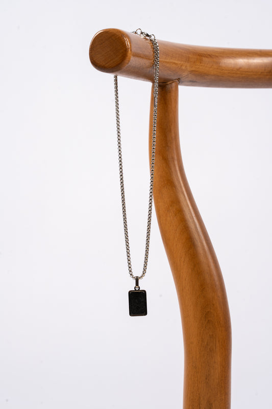BLACK MARBLE NECKLACE