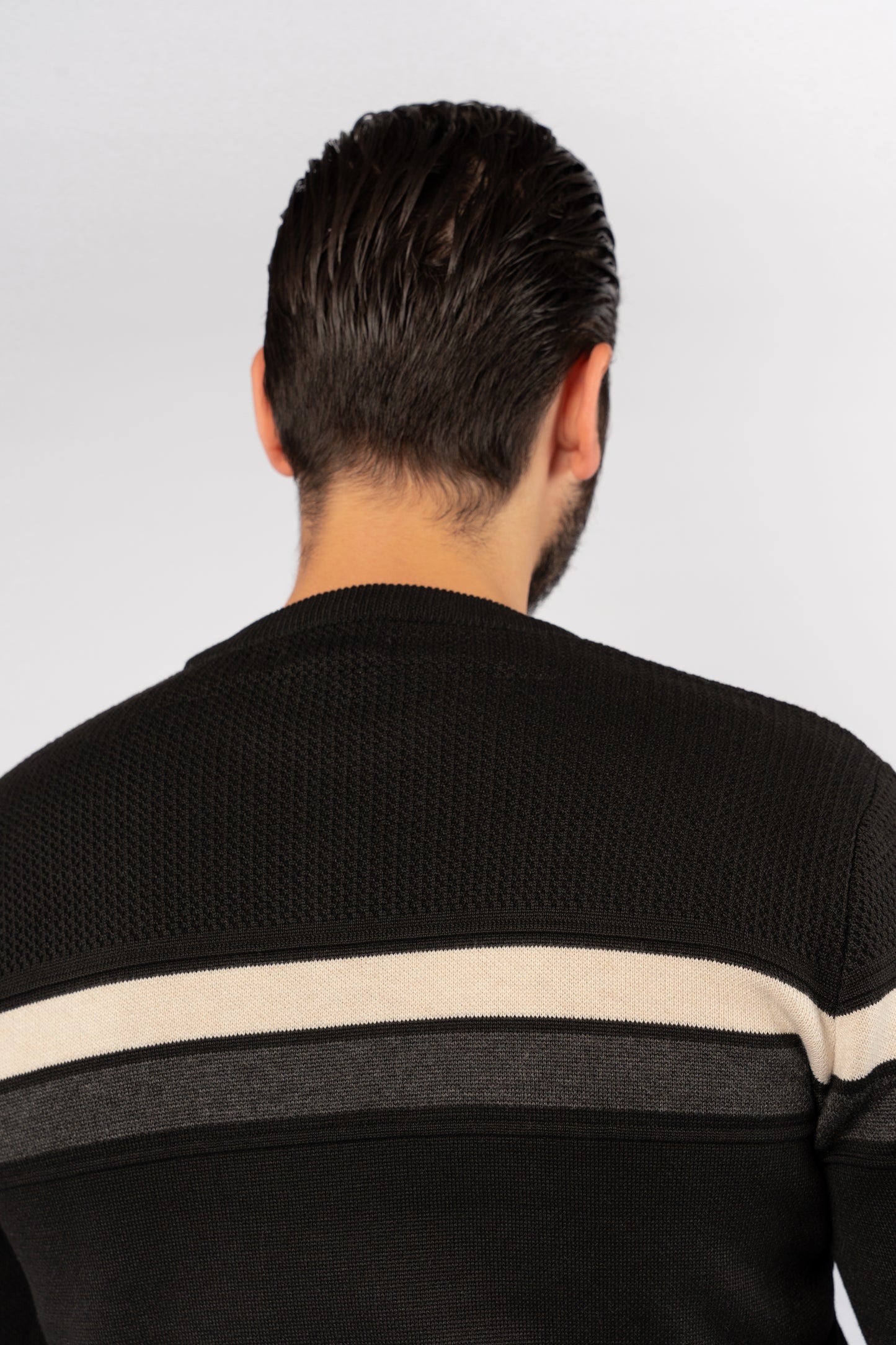 BLACK CASUAL SWEATER