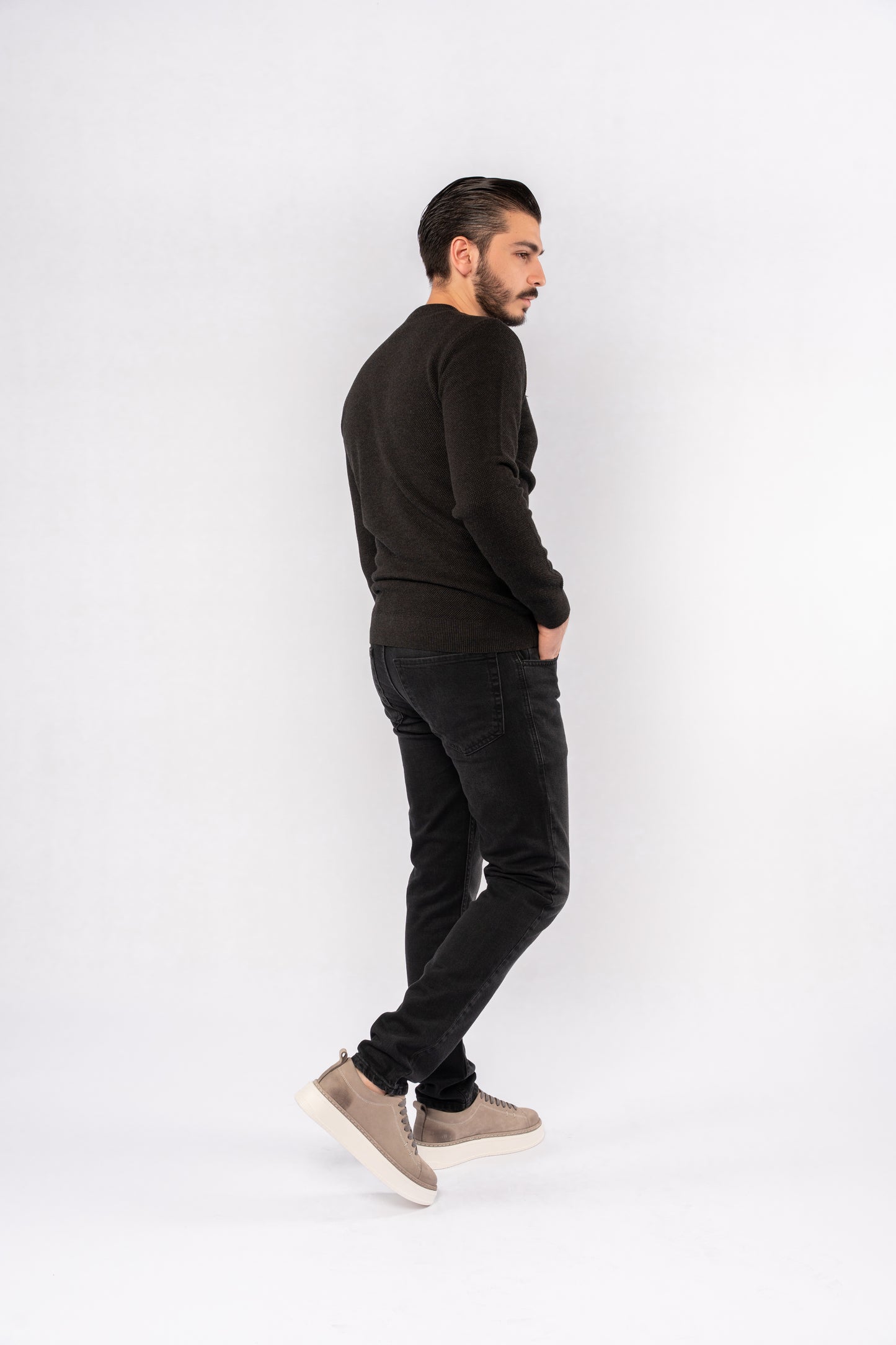 DARK GREY ROUND NECK PIQUET SWEATER