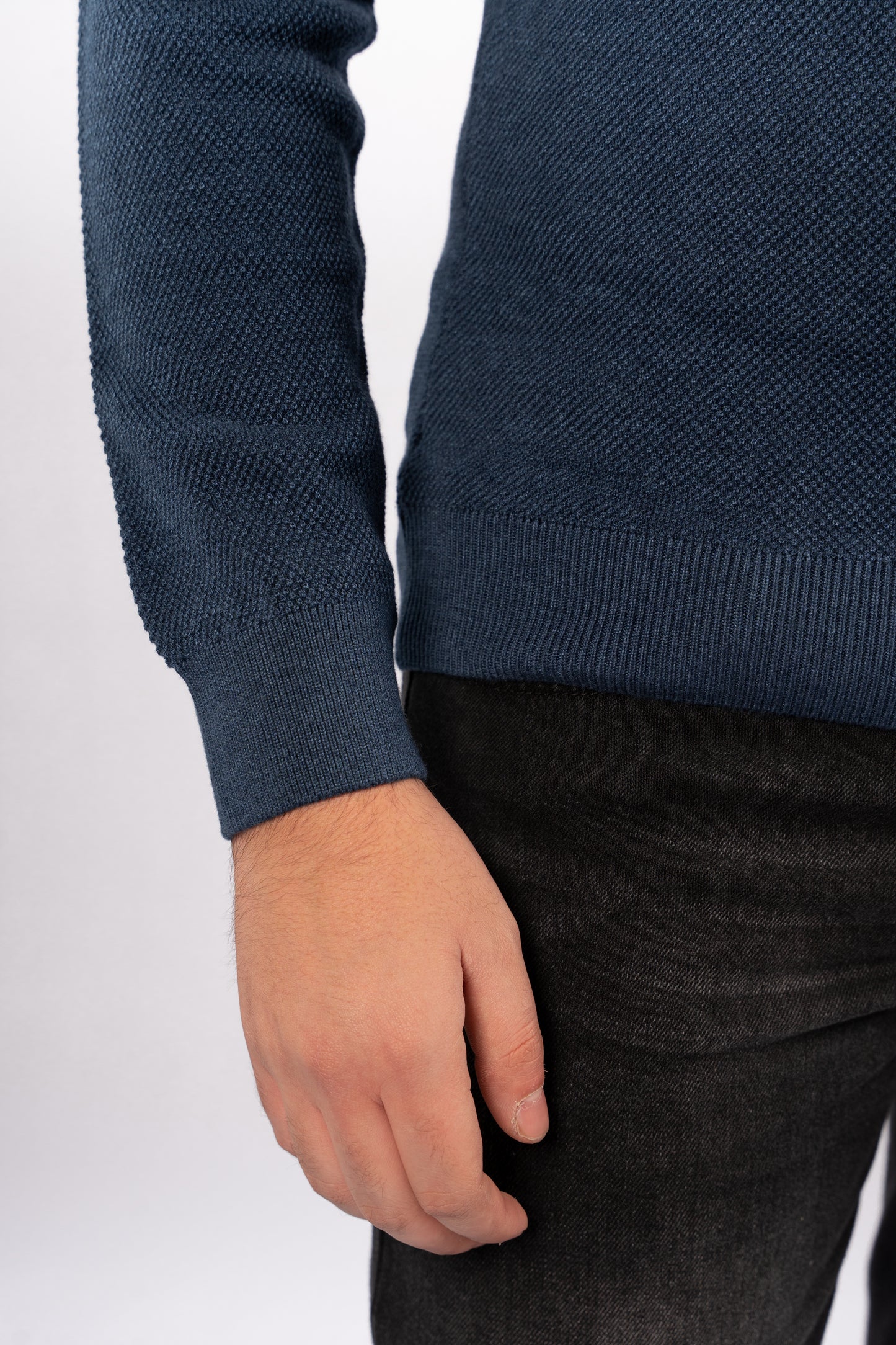 INDEGO HIGHNECK SWEATER