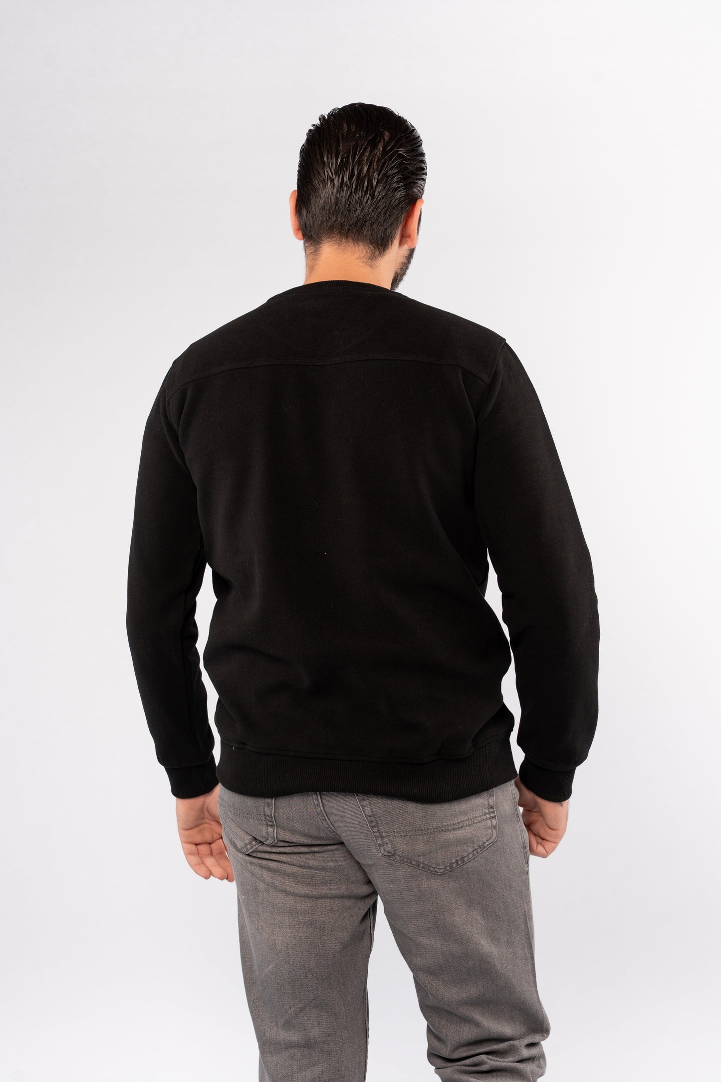 BLACK SELANIK ROUNDNECK SWEATER