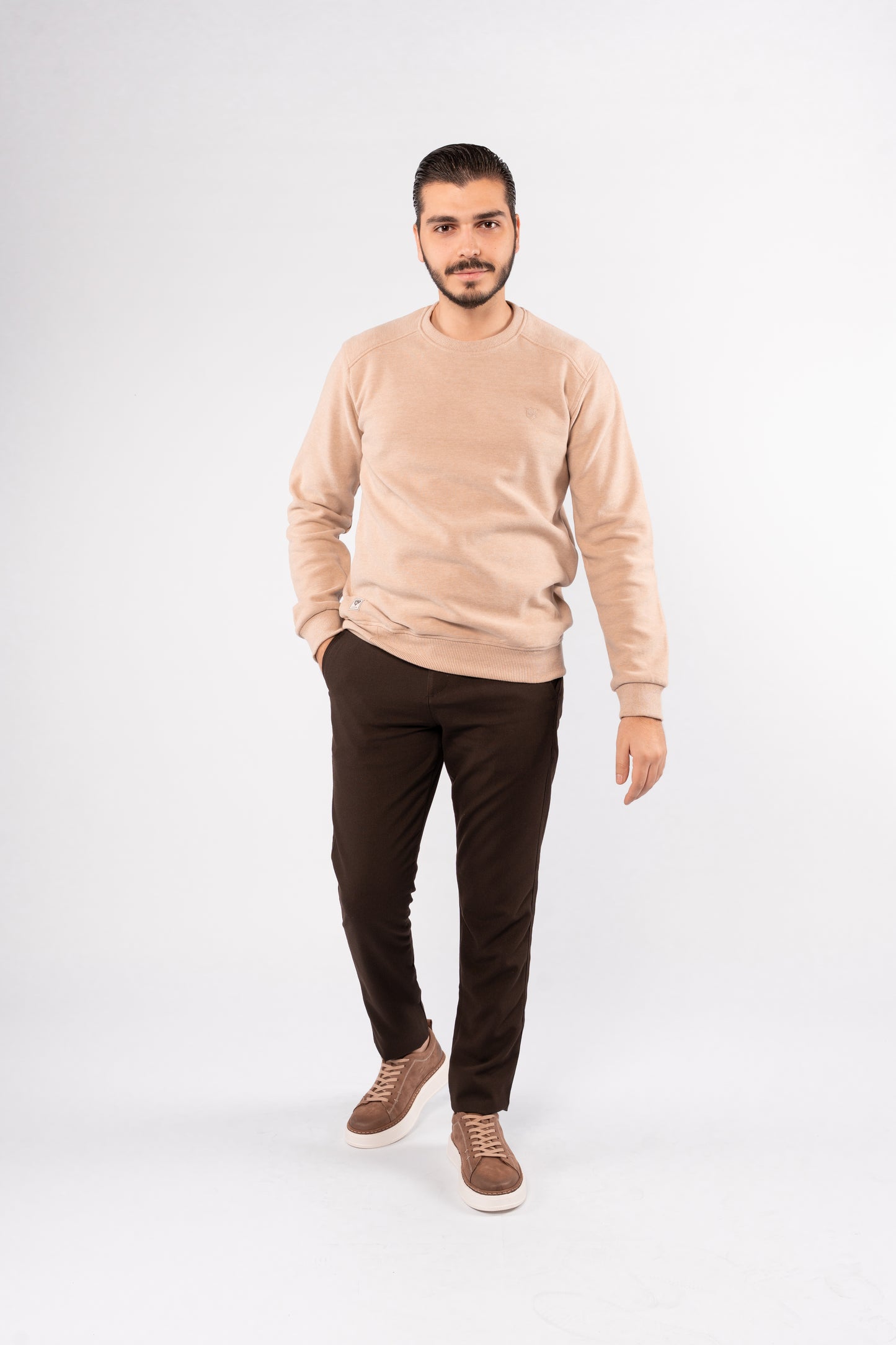 DARK BEIGE SELANIK ROUNDNECK SWEATER