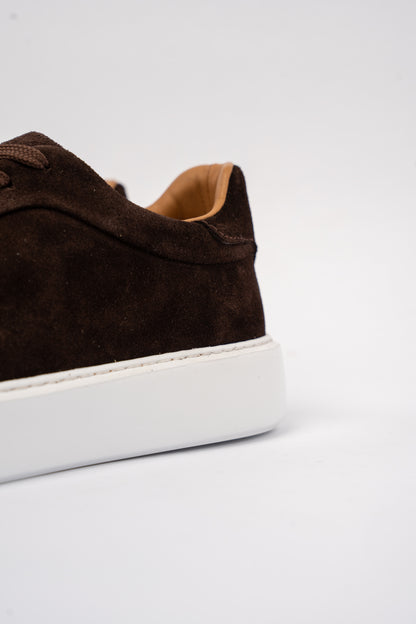 BROWN SUEDE SNEAKER