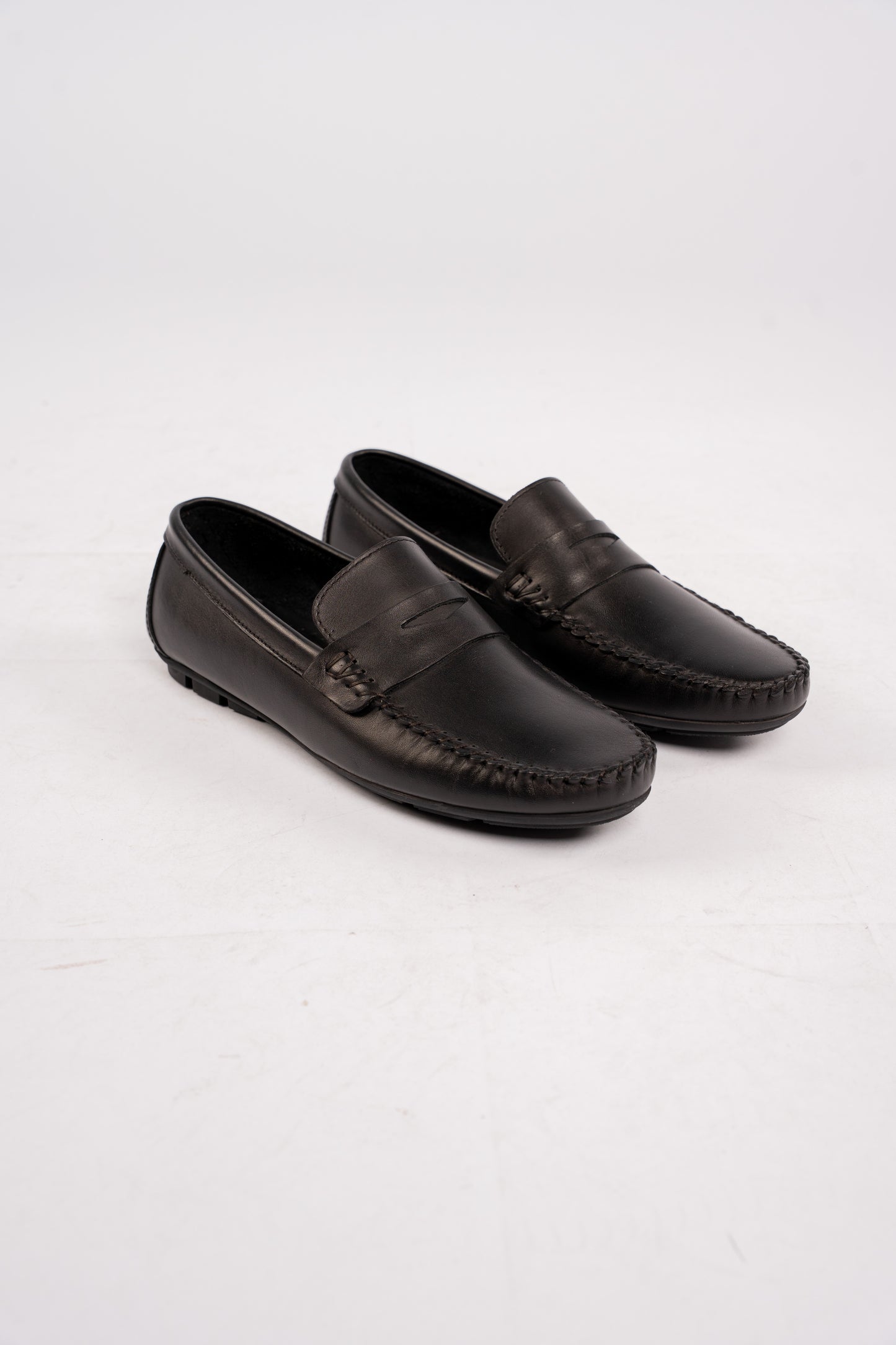 BLACK PENNY MOCCASIN
