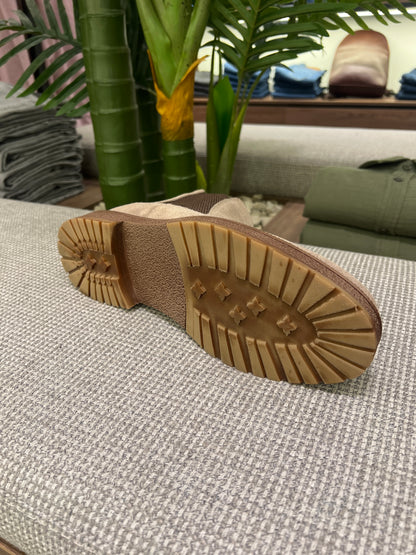 BEIGE SUEDE CHELSEA BOOTS