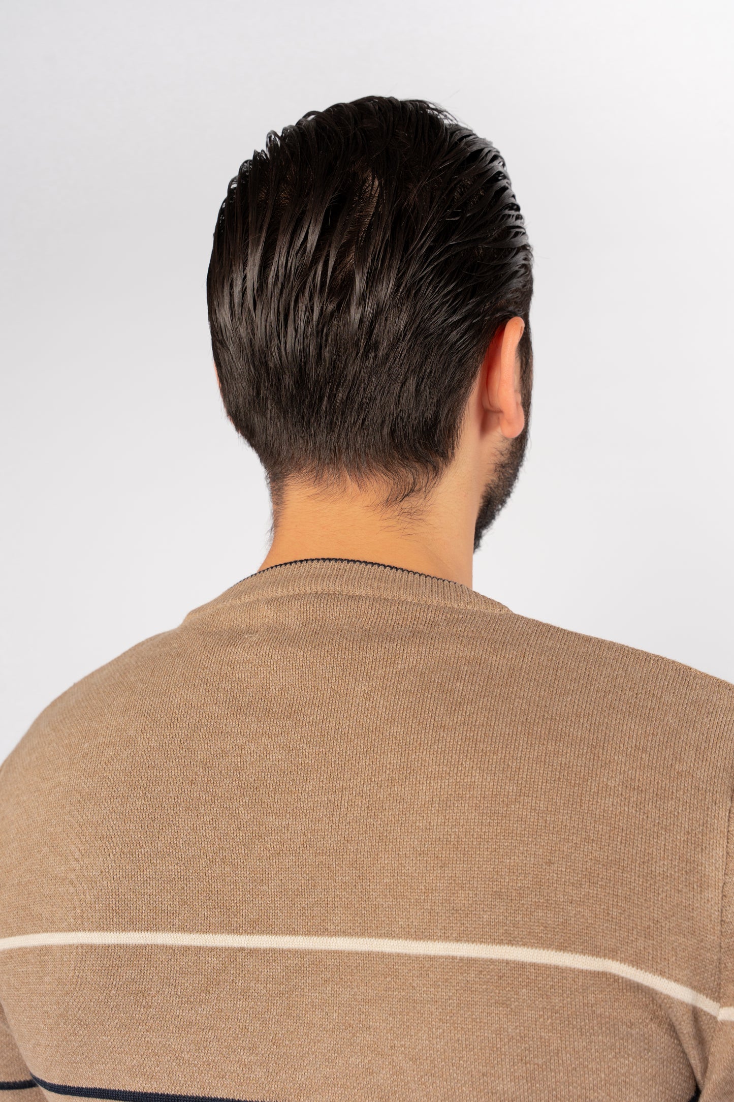 DARK BEIGE NAVY LINE SWEATER