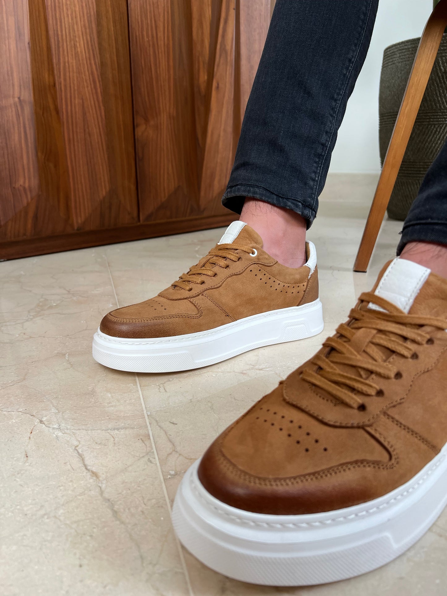 HAVANA SUEDE HIGH SOLE SNEAKER