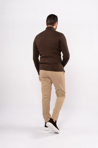 BROWN PATTERNED TURTLENECK