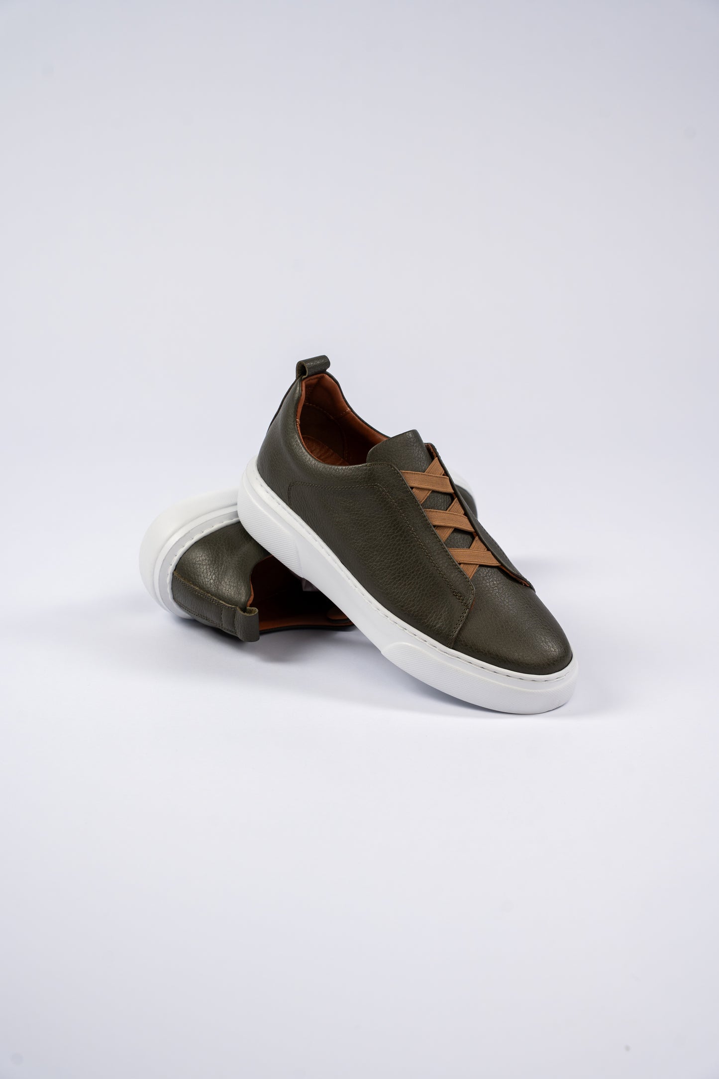 OLIVE ELASTIC SNEAKER