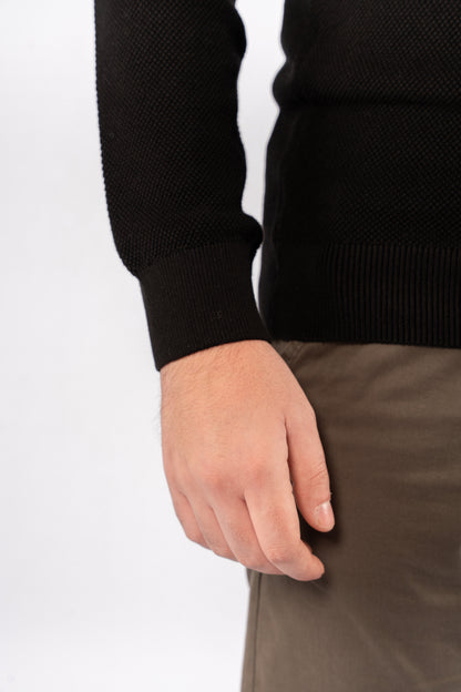 BLACK HIGHNECK ZIPPER