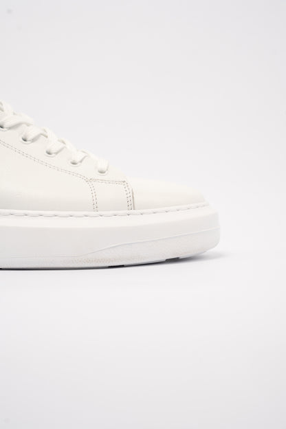 WHITE CASUAL SNEAKER