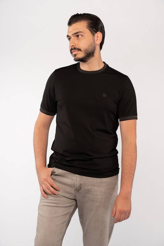 BLACK RELAXED TSHIRT